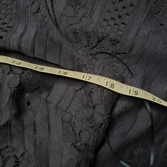 VINCE CAMUTO navy blue lace sleeveless jumpsuit 6 - Picture 8 of 11